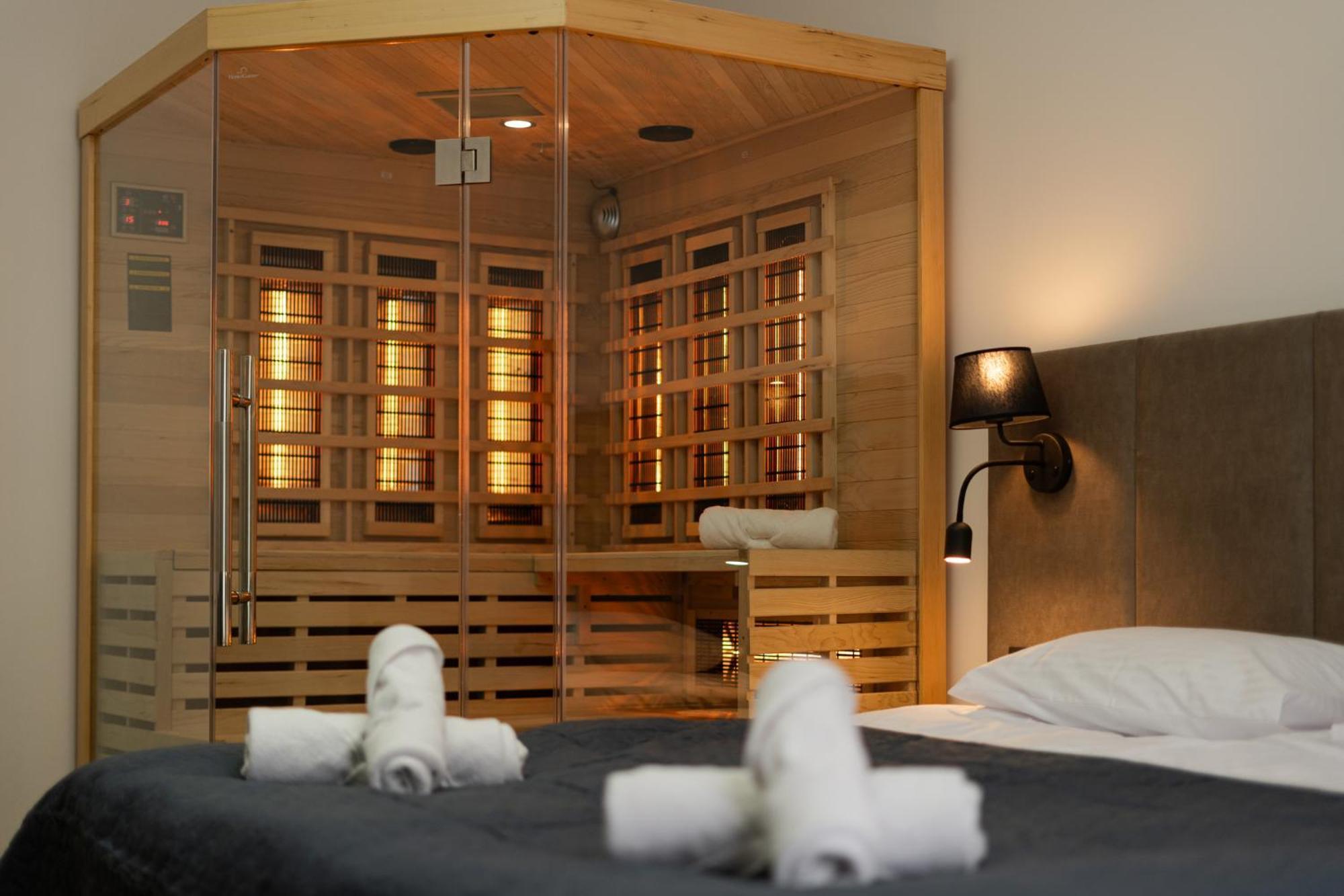 Spa Bedrooms With Sauna&Bath And Free Parking Cracovie Extérieur photo