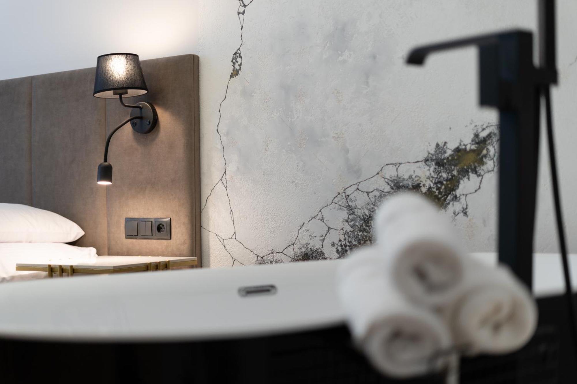 Spa Bedrooms With Sauna&Bath And Free Parking Cracovie Extérieur photo